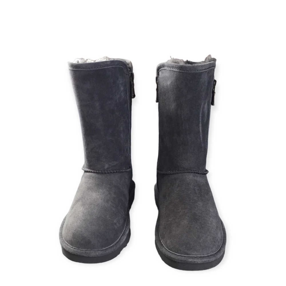 Like New Lamo Gray Boots Size 5 - Picture 2 of 6